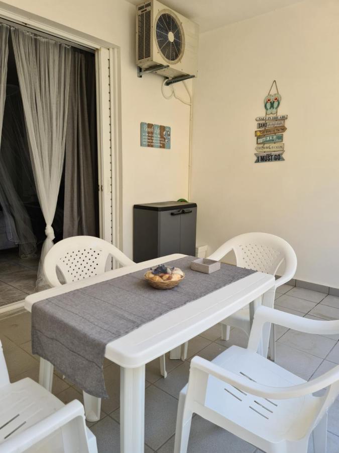 Seaside Apartment In Xilokastro - Selene By Booking Kottas 자일로카스트론 외부 사진